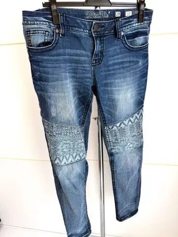 Miss Me 미스미 자수 데님 사이즈 29