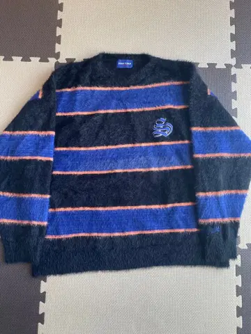 STAY GOLD 스트라이프 니트 스웨터