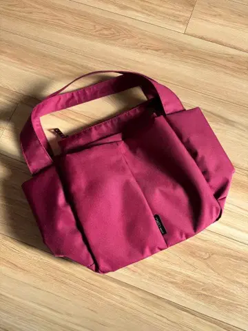 이자크 부에 Y'SACCS 부 에 와인색 박스 토트 S 사이즈