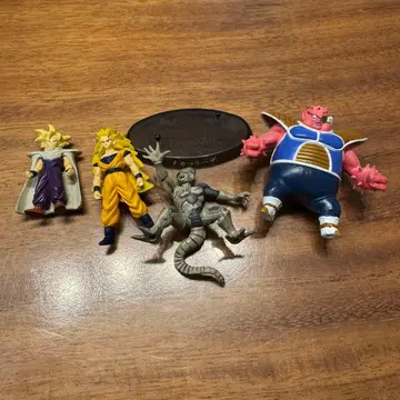 드래곤볼 피규어 세트