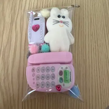 가챠 파우치 화이트 므뉴