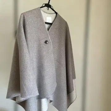 유니클로 판초 UNIQLO and JW ANDERSON