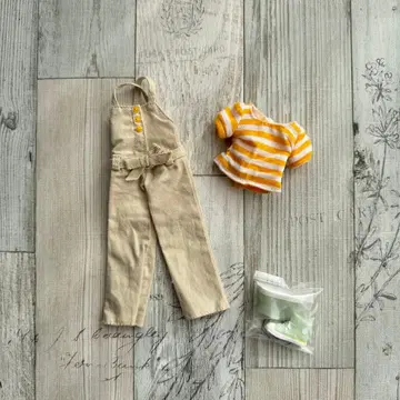 네오 브라이스 심플리 망고 아웃핏