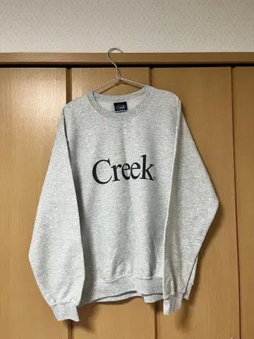 Creek 스웨트 셔츠