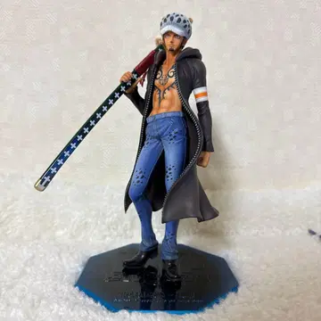 원피스 트라팔가 로 pop 피규어 ONE PIECE