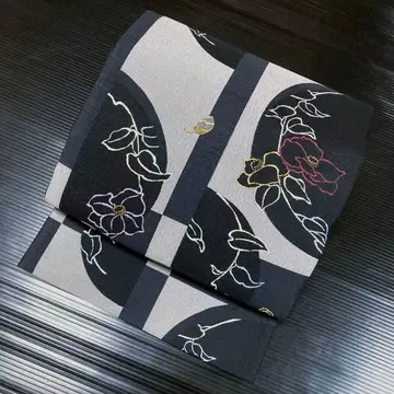 순수 실크 육통 후쿠로 오비 [ 모노톤 꽃 자수 ]