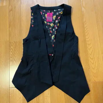 도리걸 바이 안나수이 블랙 베스트 ANNA SUI