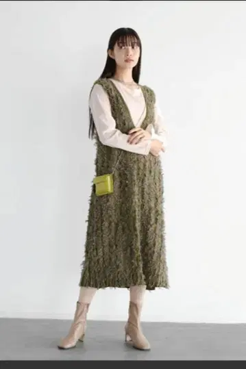 래디에이트 프린지 원피스