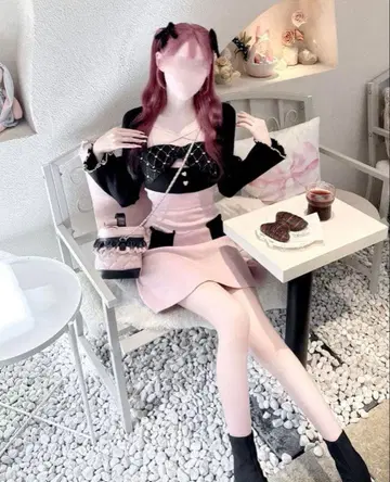 허니뮤우 모노그램 리본 앙상블 원피스