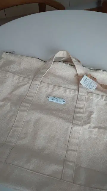 올드맨즈 테일러 토트 LL 아이보리