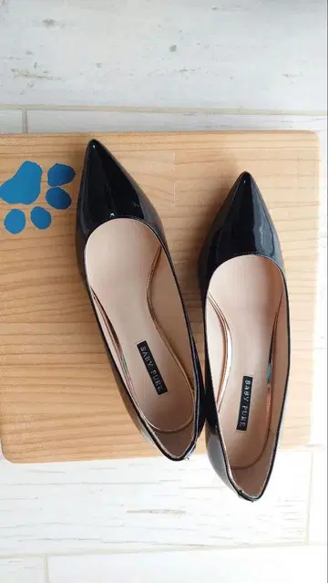 블랙 에나멜 스틸레토 하이힐 ( 23cm )