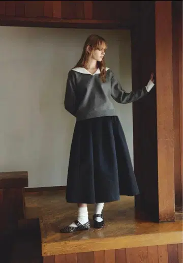 새상품 THE TOE Nymphenburg Skirt