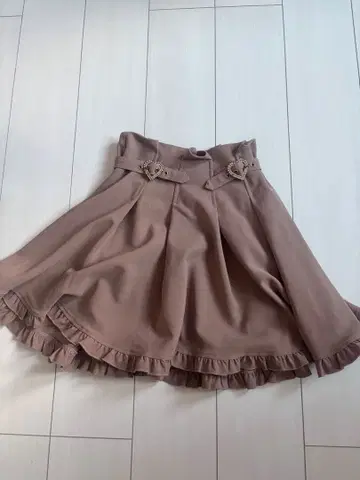 ROJITA 하트 버클 비쥬 더블 플레어 스커트