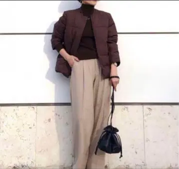 택 포함 새상품 UNIQLC 유니클로 라이트 다운 자켓 경량 다운 숏코트