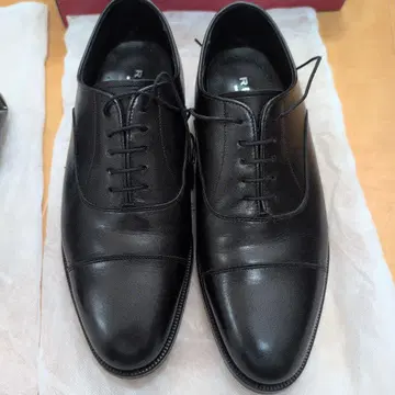 REGAL 블랙 가죽 신발