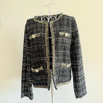 새상품급 시착만 한 상품 노카라 트위드 자켓