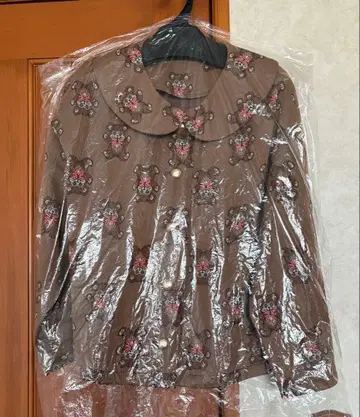 yukiemon 곰 패턴 자카드 자켓 택 포함 새상품