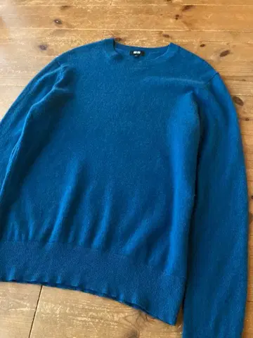 [ 좋은 색상 ] 유니클로 캐시미어 100% 크루넥 스웨터 S