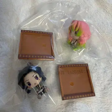 귀멸의 칼날 제일복권 코쵸우 시노부 칸로지 미츠리