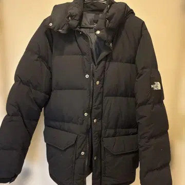 THE NORTH FACE 블랙 다운 자켓 캠핑 셰라 숏