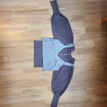 퍼플 리브 편직 니트 긴팔 버튼 포함