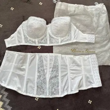 Blanca Sposa 브라 & 거들 세트 H70