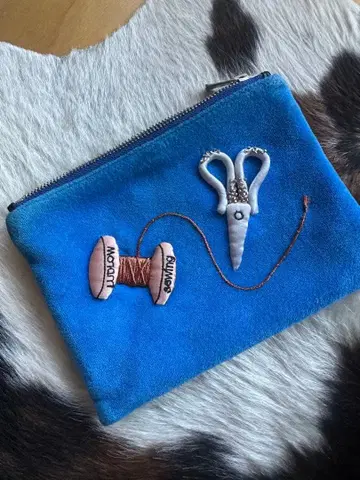 ludlow 자수 파우치