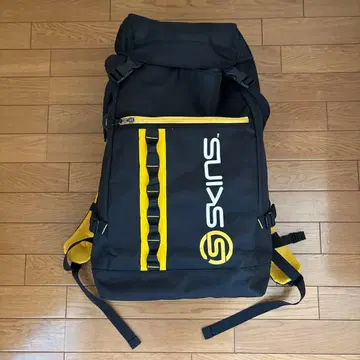 SKINS 백팩