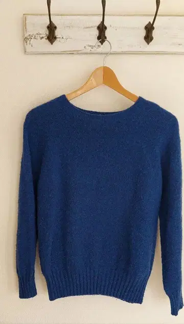 빔즈 보이 x 노아 이스터리 셰틀랜드 크루 니트