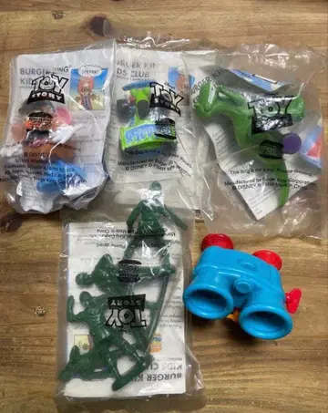 버거킹 토이스토리 포테이토 헤드 레니 RC 렉스 세트