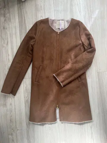 URBAN RESEARCH 브라운 무스탕 코트 38 사이즈