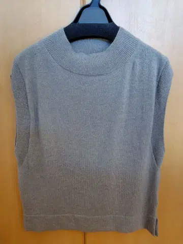 마가렛호웰 니트 베스트 울 캐시미어 2022AW