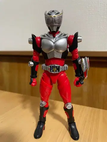 피규어라이즈 스탠다드 가면라이더 류우키 완성품