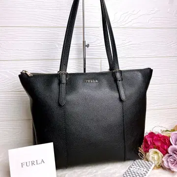 새상품급 FURLA 훌라 토트백 가죽 블랙 숄더 A4 수납