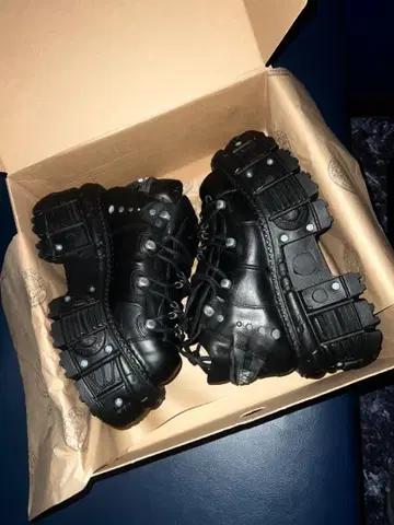 New Rock 통굽 부츠