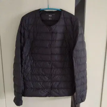 유니클로 울트라 라이트 다운 컴팩트 자켓 그레이 M