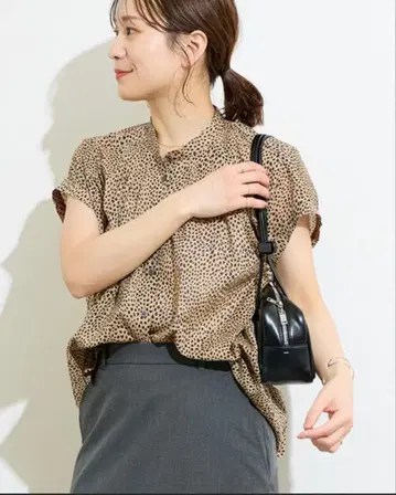 미사용 새상품 저널 스탠다드 론턱 볼륨 셔츠