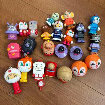 호빵맨 가챠가챠 등 작은 완구