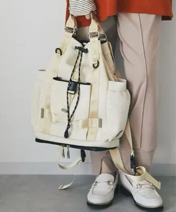 story. 본딩 백팩 백팩 아이보리