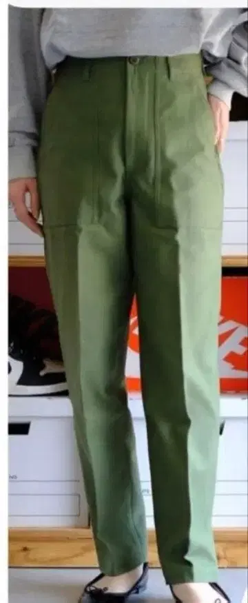 더 신존 신존 베이커 팬츠