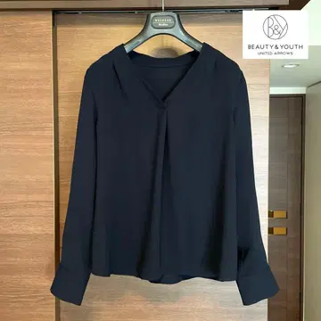 뷰티 앤 유스 조젯 스키퍼넥 9부 소매 블라우스 [ F ]