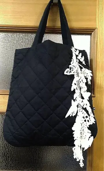 minaperhonen forest parade 퀼트 백 네이비