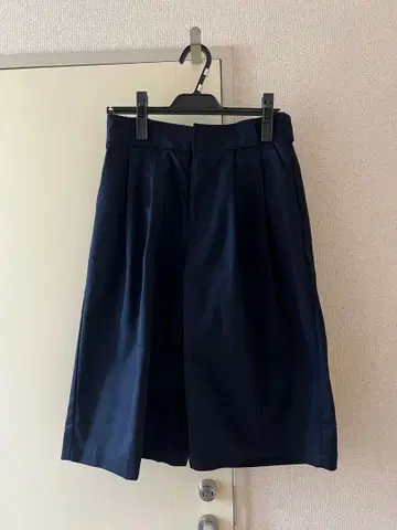 릴리 브라운 Dickies 네이비 하프 팬츠