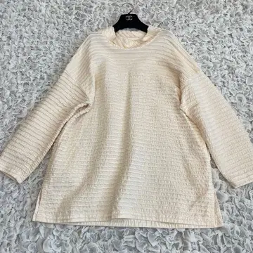 야코 리카르도 입체적인 디자인의 튜닉 원피스 빅 실루엣