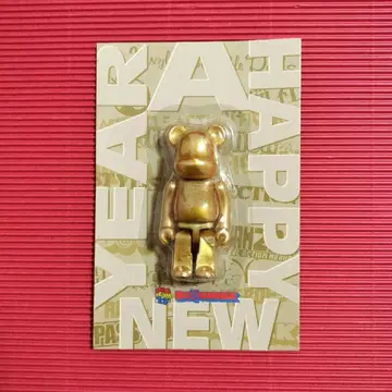 베어브릭 100% [ Happy New Year ] 미개봉품