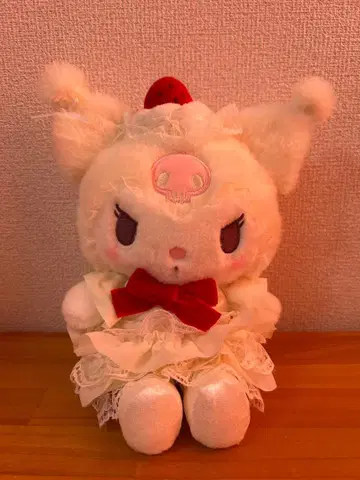 산리오 숏 케이크 시리즈 쿠로미 봉제 인형