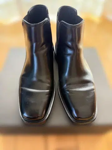 블랙 가죽 사이드 고어 부츠