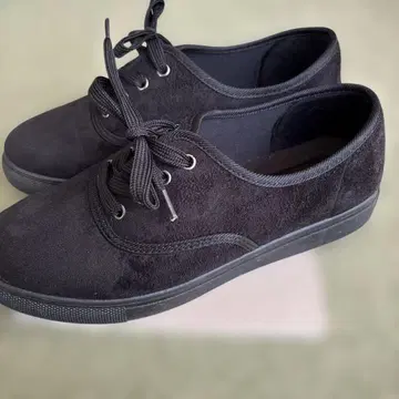 블랙 스웨이드 캐주얼 스니커즈 L 사이즈