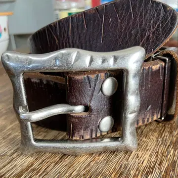 아메카지 투박한 다크 브라운 가죽 벨트