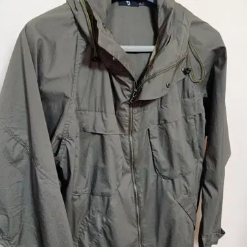 유니클로 +J 모즈 코트 올리브색 XL 사이즈